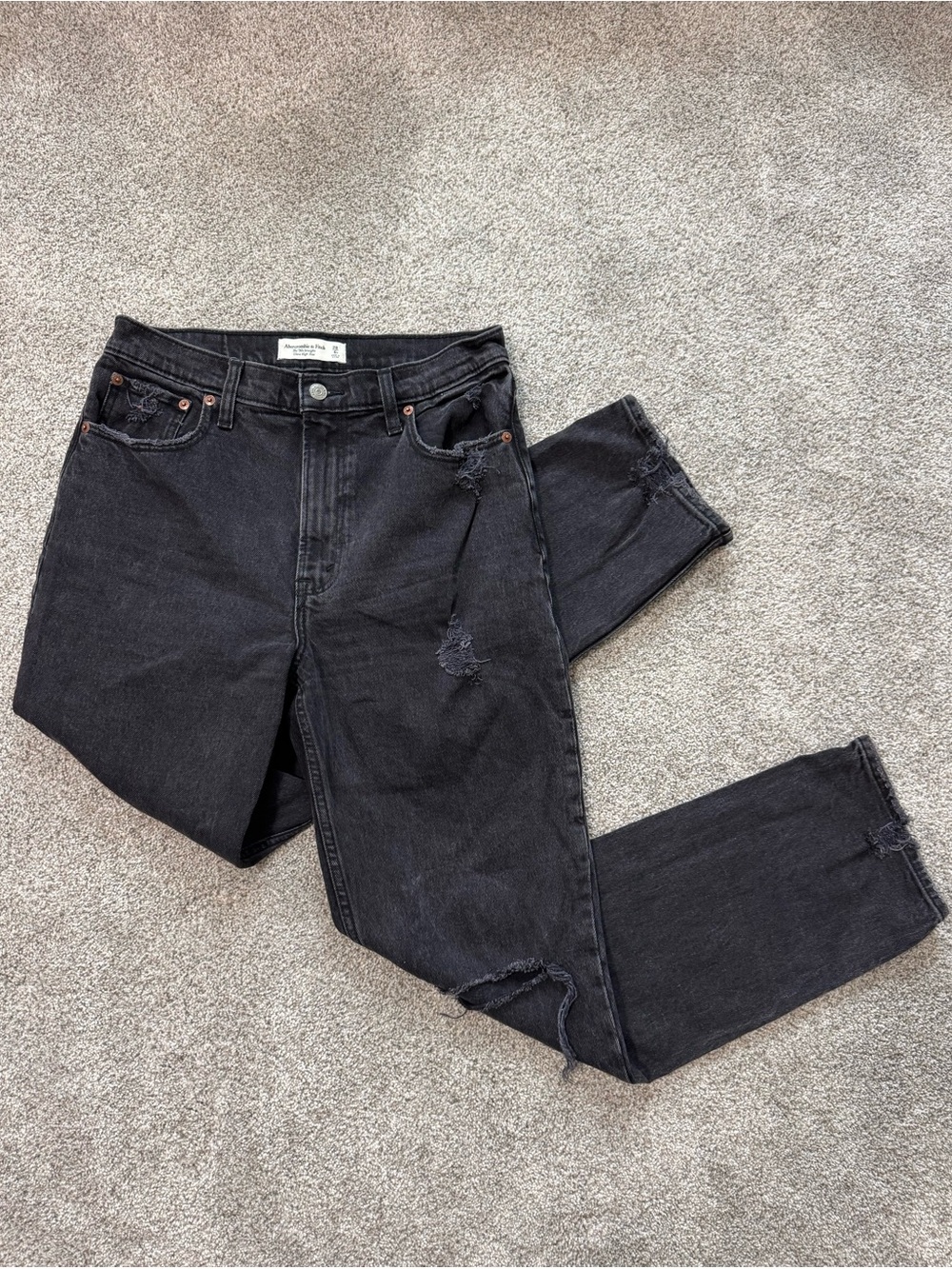 NWOT Abercrombie & Fitch 90s Straight Ultra High Rise Black Jeans, 28R